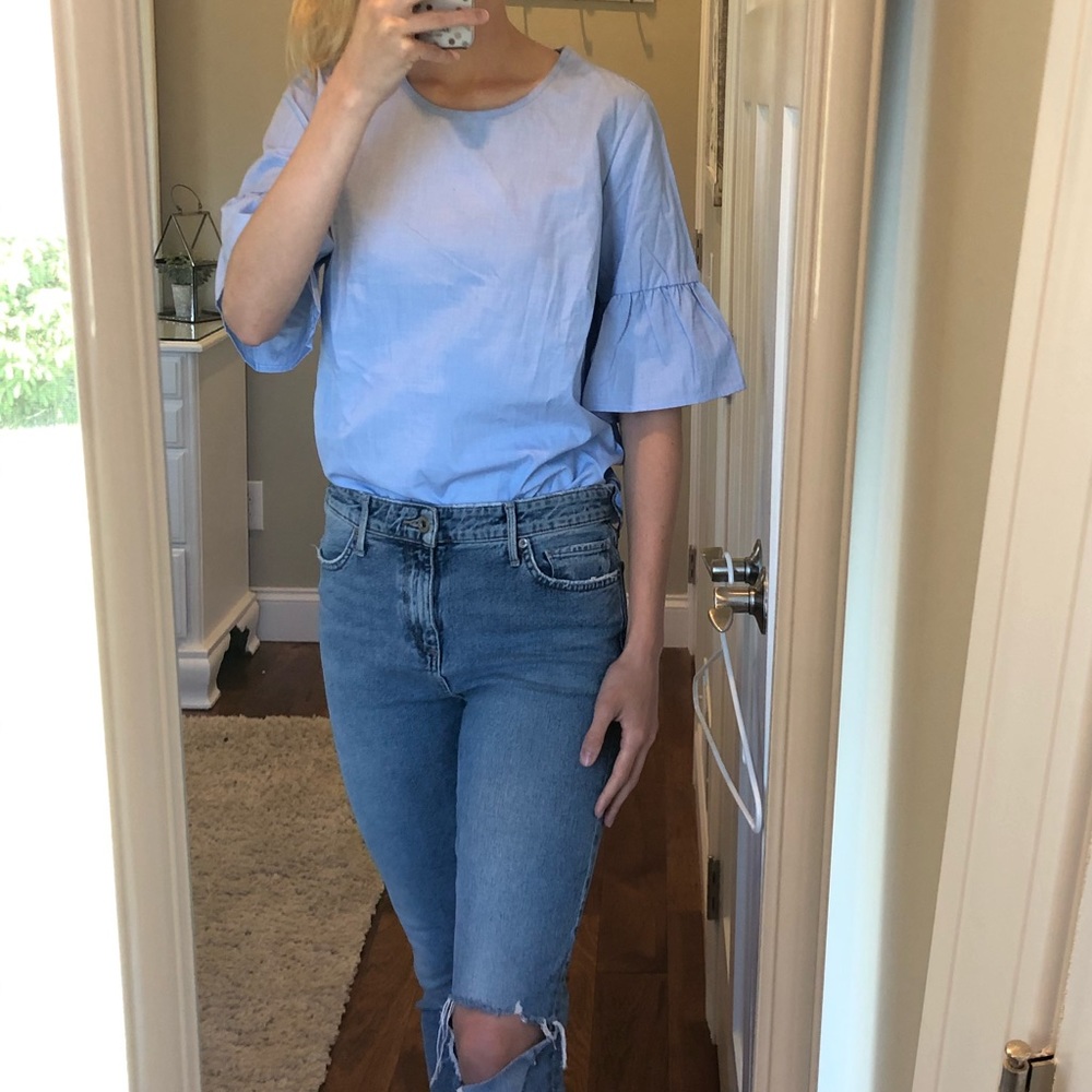 IZOD Bell Short Sleeve Blouse